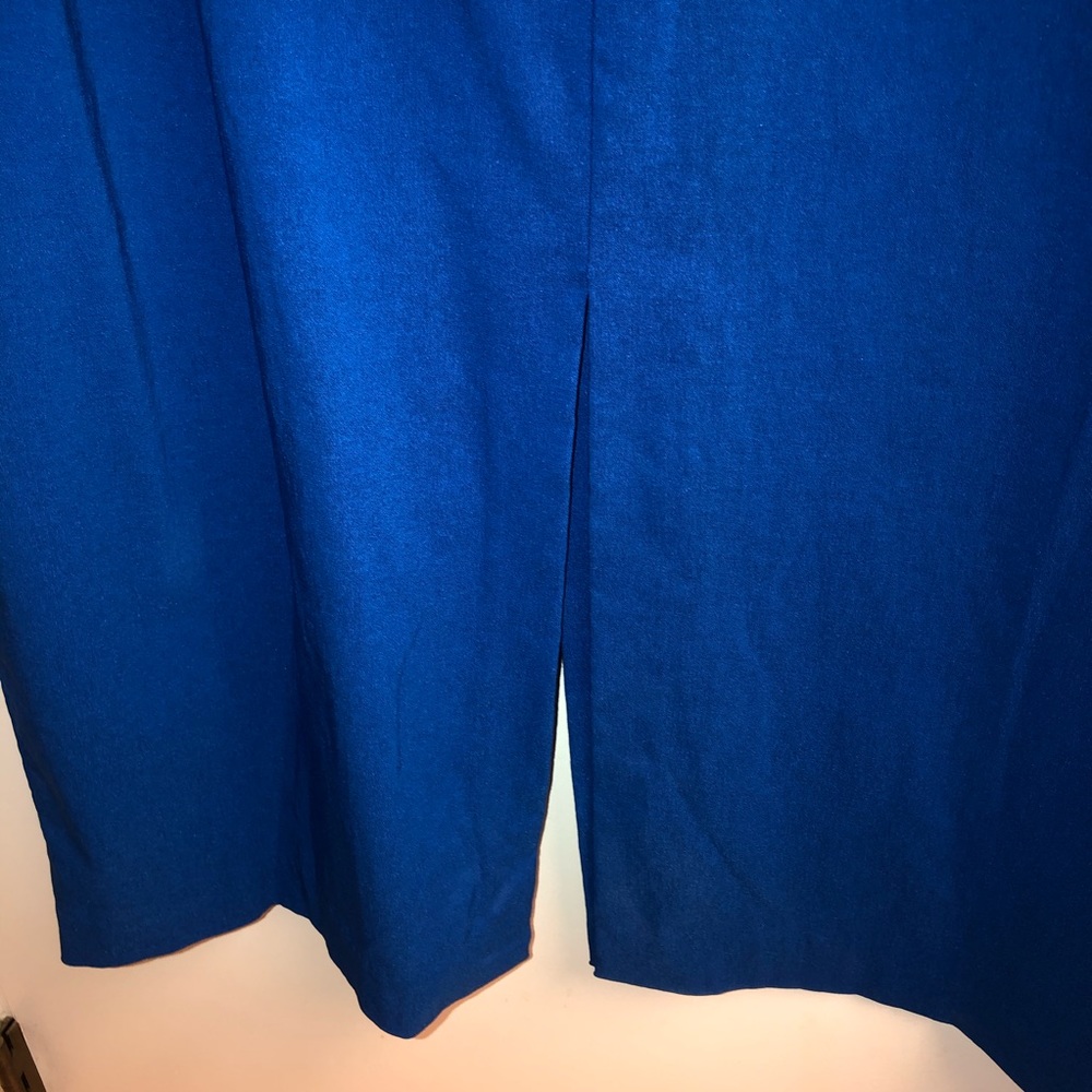 Express Wiggle Dress - Picture 8 of 8